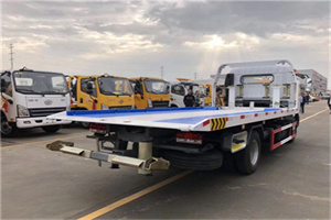 方正汽车救援补胎