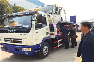 方正汽车道路救援拖车价格